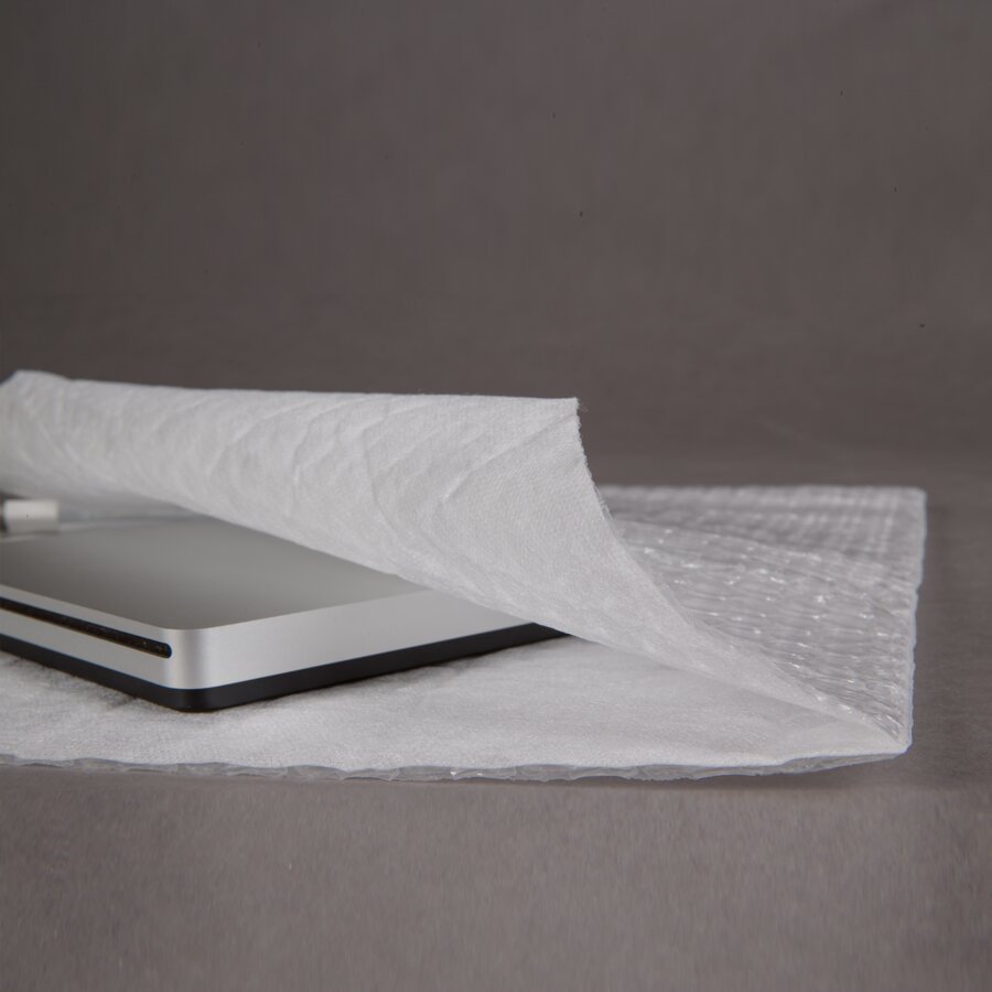 Die Kombination aus Luftpolsterfolie und Vlies macht den Beutel besonders robust und reißfest Die Kombination aus Luftpolsterfolie und Vlies macht den Beutel besonders robust und reißfest