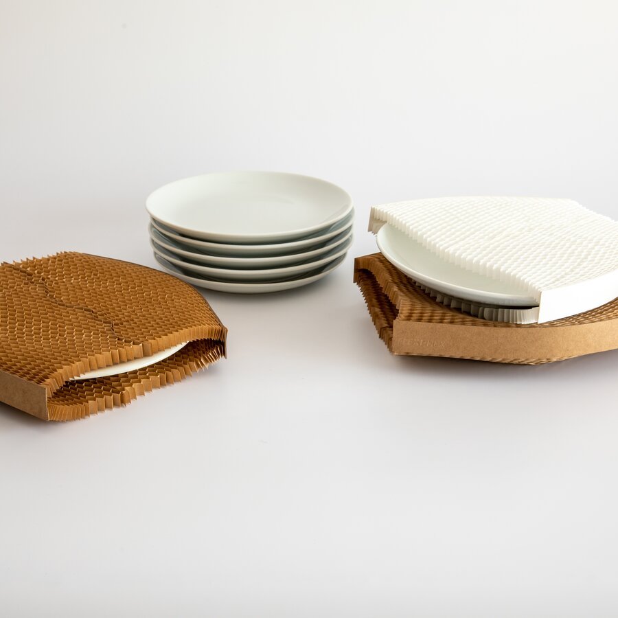 ... oder große runde Produkte wie Teller: Die Schutzhülle bietet einen zuverlässigen Kratz- und Stoßschutz ... oder große runde Produkte wie Teller: Die Schutzhülle bietet einen zuverlässigen Kratz- und Stoßschutz