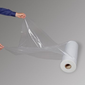 Leichtes Auffalten der Halbschlauchfolie