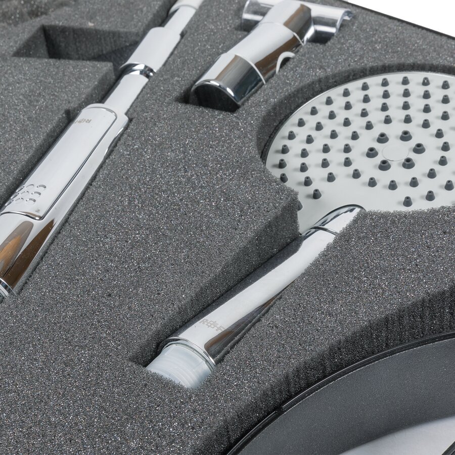 Bei Konstruktivverpackungen wird der Schaumstoff gestanzt und individuell auf das Produkt angepasst Bei Konstruktivverpackungen wird der Schaumstoff gestanzt und individuell auf das Produkt angepasst