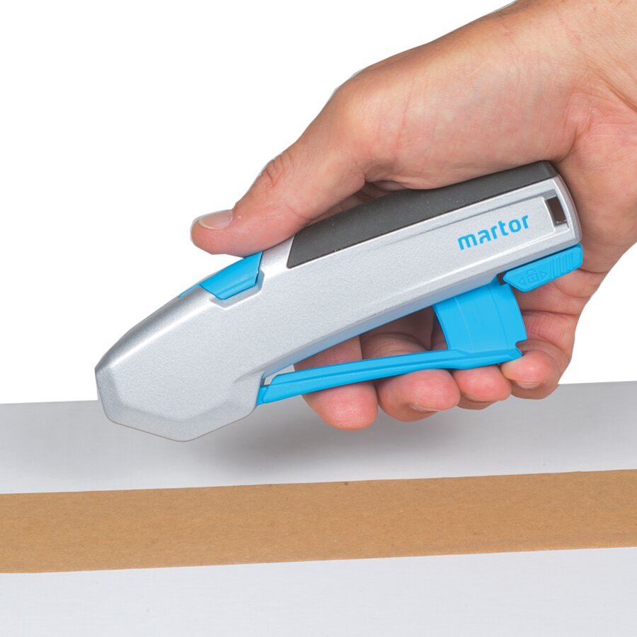 Vollautomatischer Klingenrückzug beim Loslassen des Hebels Vollautomatischer Klingenrückzug beim Loslassen des Hebels