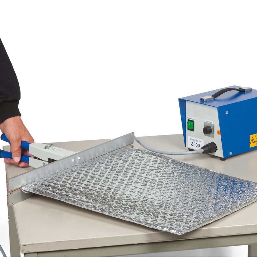 Mit der Schweißzange lassen sich alle Folien schnell und einfach verschweißen Mit der Schweißzange lassen sich alle Folien schnell und einfach verschweißen